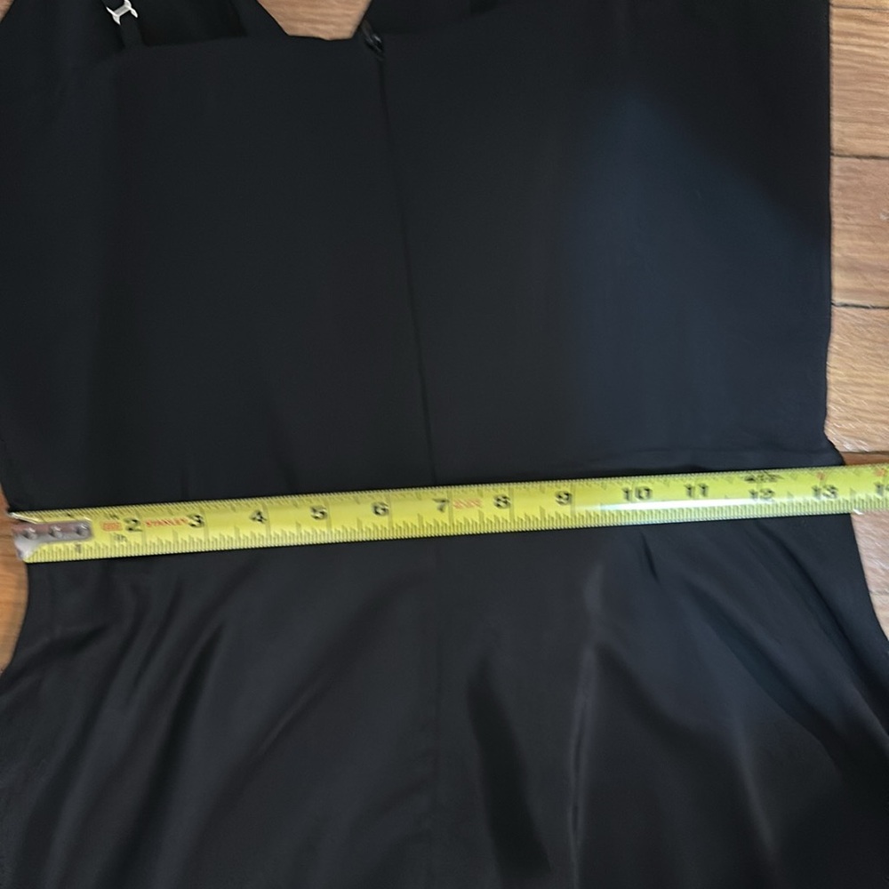 Like new Amanda Uprichard Skater Dress in 100% Silk, Size M - Picture 8 of 9